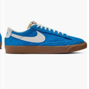Blue 9.5 Blazer Low '77 Sneaker (Women)